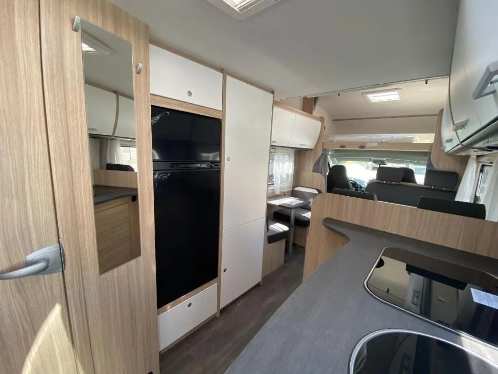 Autocaravana Para 6 Malaga