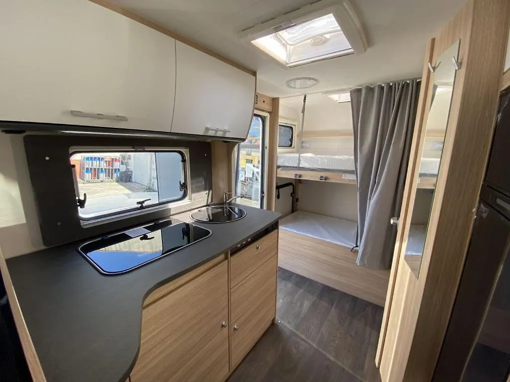 Luxury tent Autocaravana Para 6 Malaga